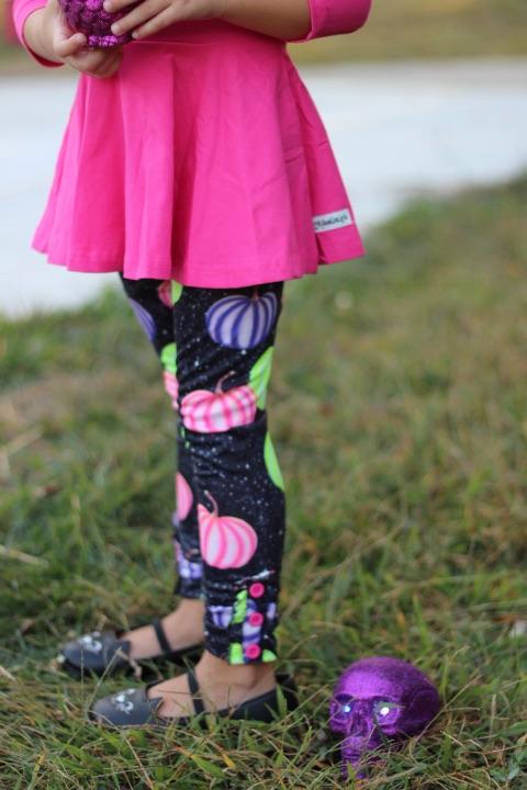 Hot Pink Ruffle Button Leggings – Little Fashionista Boutique